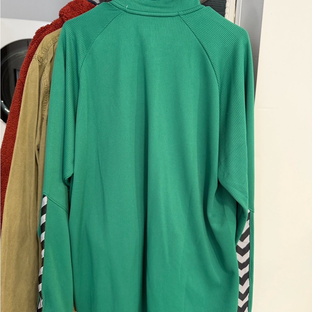 Hummel jacket - Picture 3 of 3